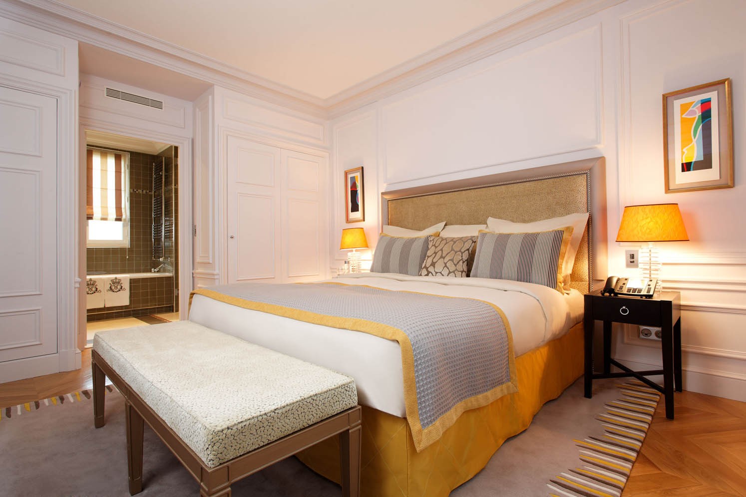 385/Hotel Majestic Appartements/Photos/Appartements/Suite Panoramique/Suite_Panoramic_2_-_2_Bdrm_-_Bed_1_CMajestic_Hotel-Spa.jpg